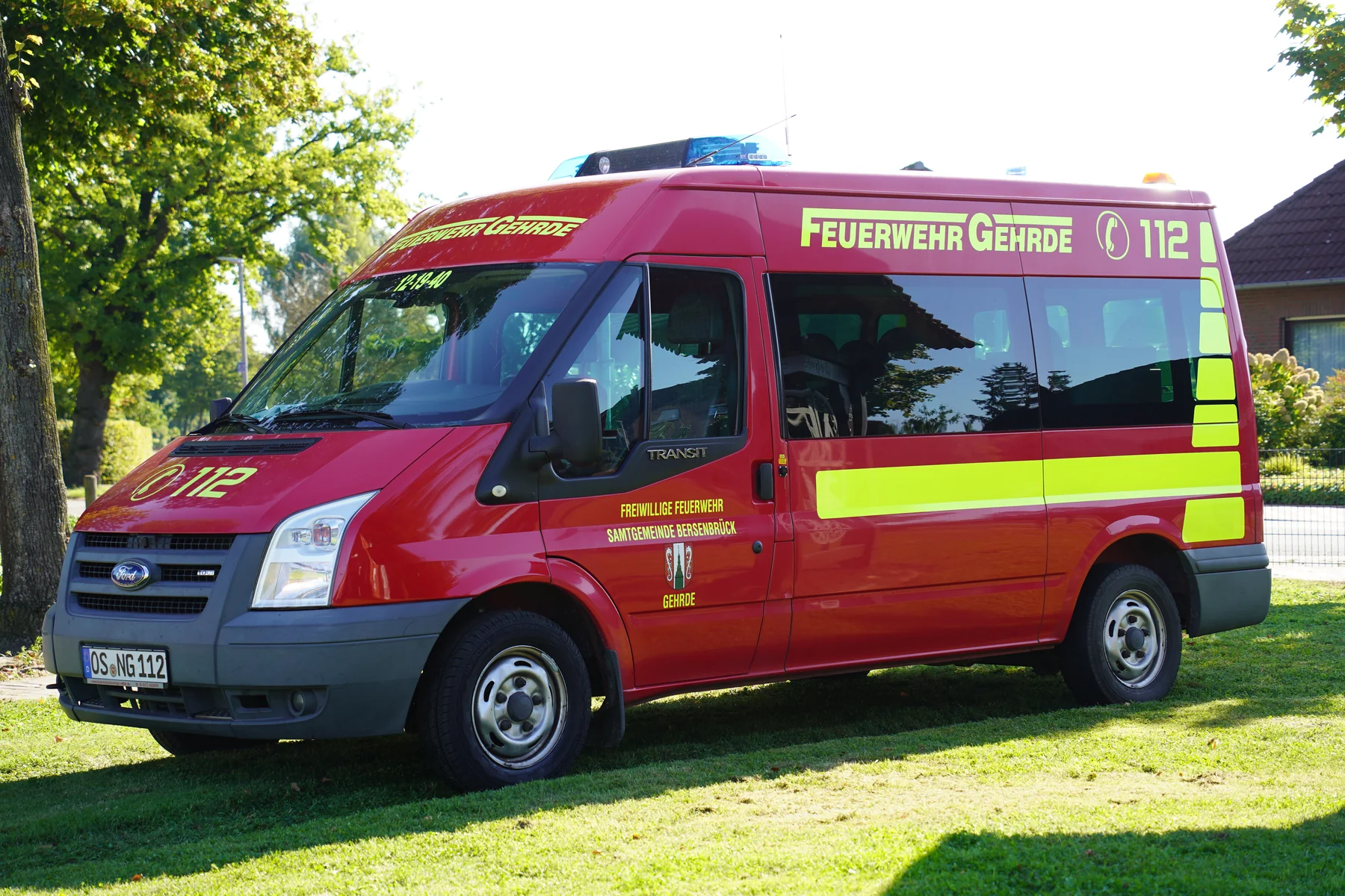 Einsatzleitwagen der Feuerwehr Gehrde, vollständig abgebildet
